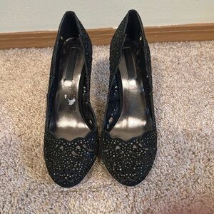 BCBGMaxazria Peacock Pump. MSRP $295. Selling $85